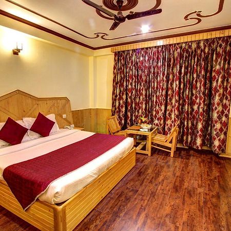 Holiday Bnb Manali Esterno foto