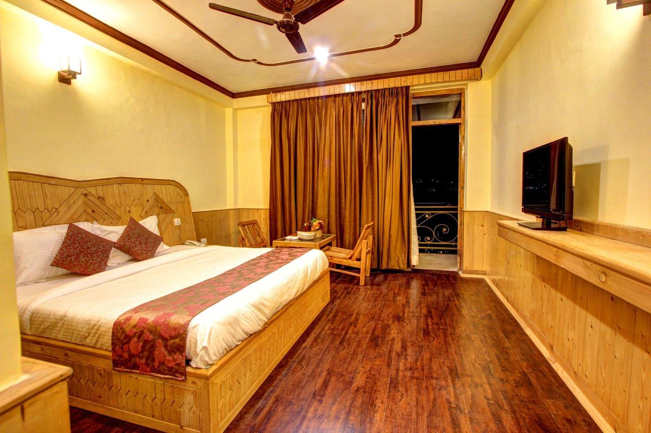 Holiday Bnb Manali Esterno foto