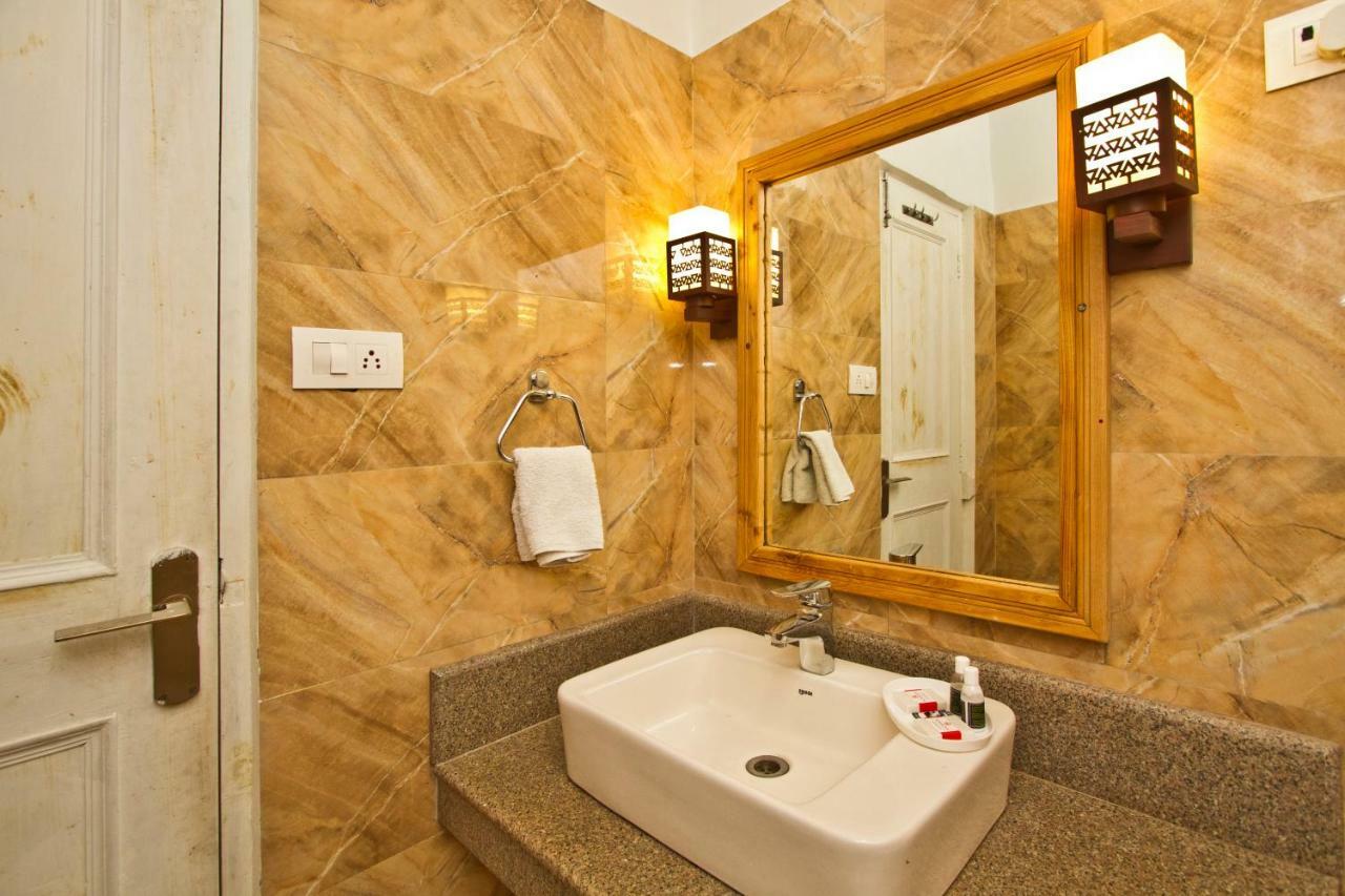 Holiday Bnb Manali Esterno foto